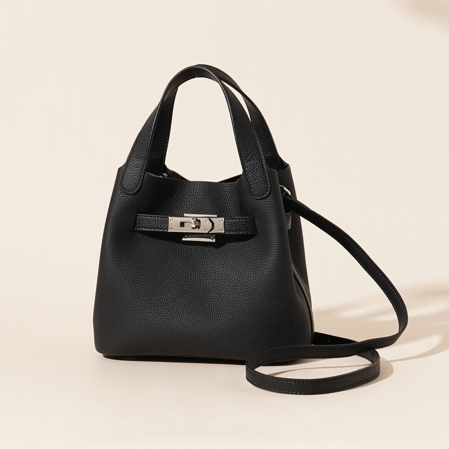 2025 New Genuine Leather Litchi Texture Basket Bag Single Shoulder Crossbody Underarm Bag Bucket Bag Commuter Fashion Women's Bag